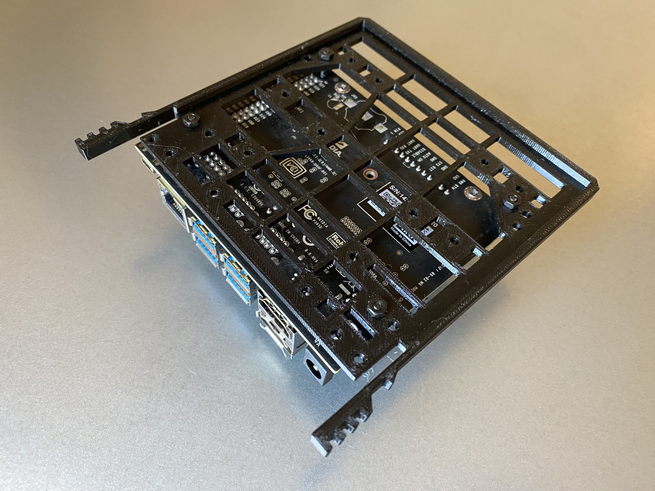 Image Alt Text:card plate back