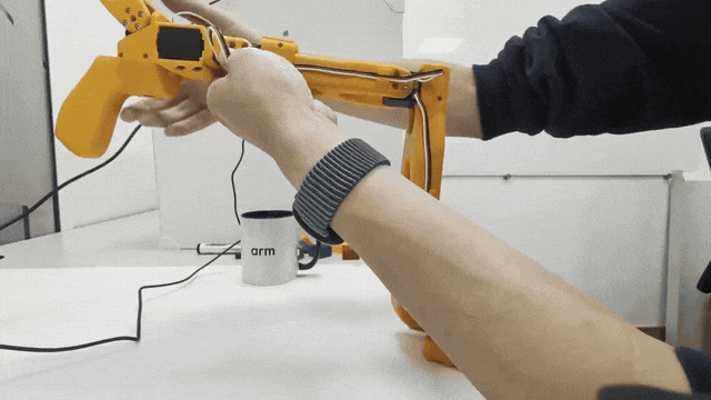 Image Alt Text:Sped-up leader calibration showing the operator supporting the SO-101 and moving the shoulder, elbow, wrist, and gripper through their usable ranges one joint at a time.