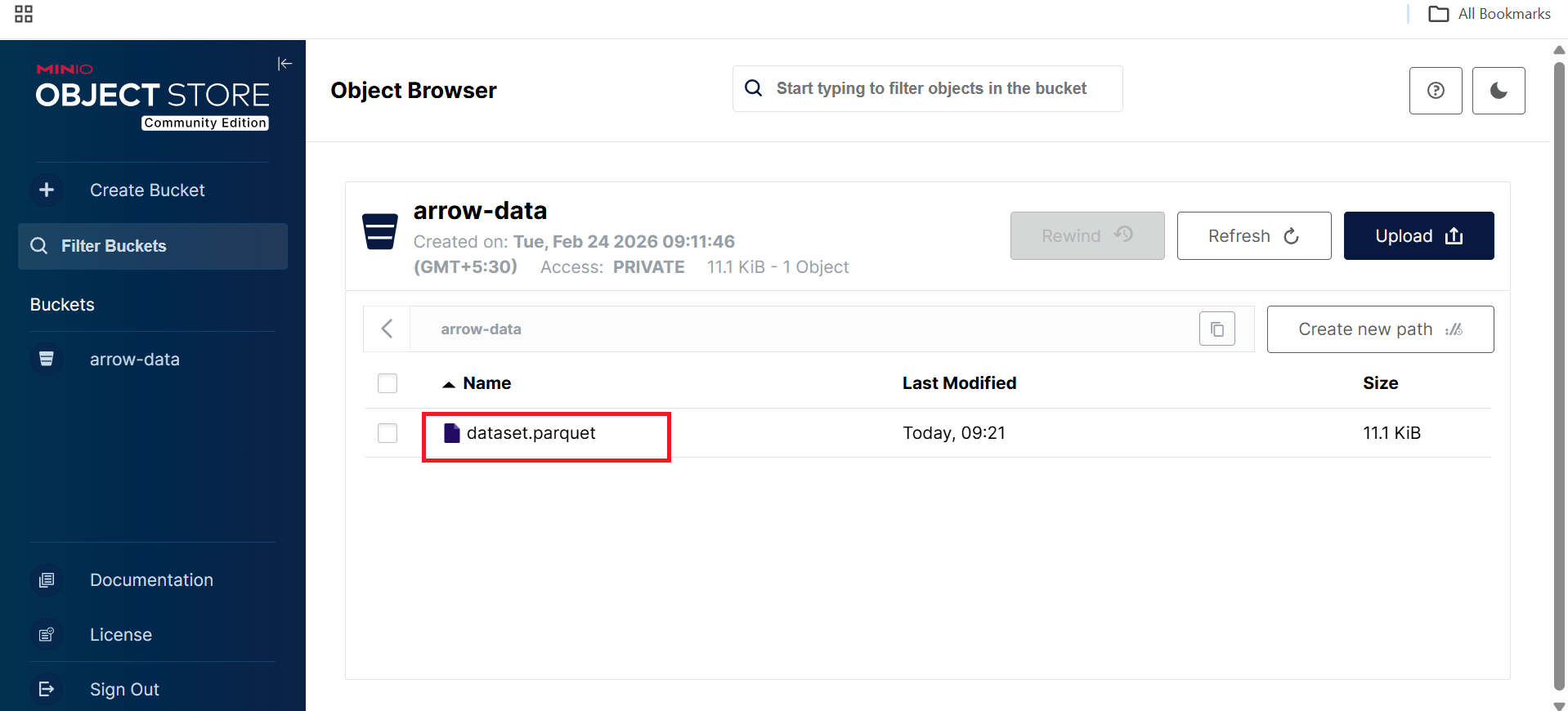 Image Alt Text:MinIO object browser showing dataset.parquet stored inside the arrow-data bucket alt-txt